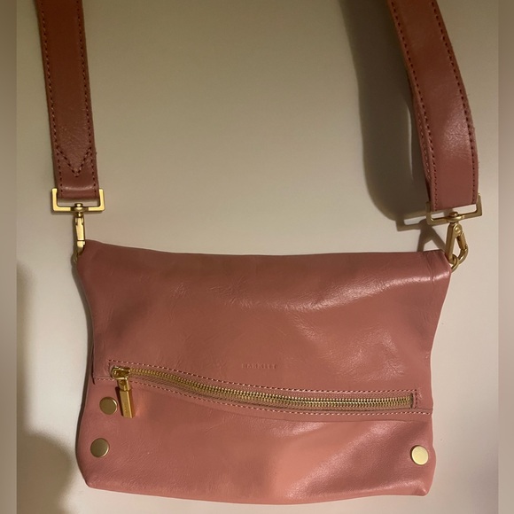 Hammitt VIP MED crossbody/clutch in dusty rose leather & gold hardware. New. - Picture 6 of 6